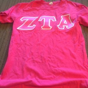 Pink ZTA letters